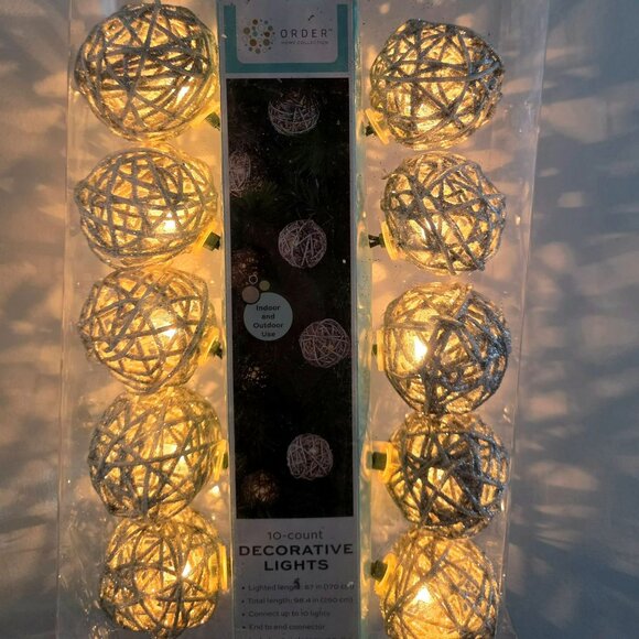 New Rattan Ball String Lights Silver Glitter 10 Bulbs Rustic Orb Holiday Patio - Picture 2 of 6